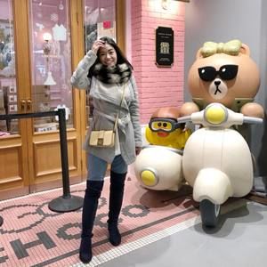 Meet your Posher, Vy